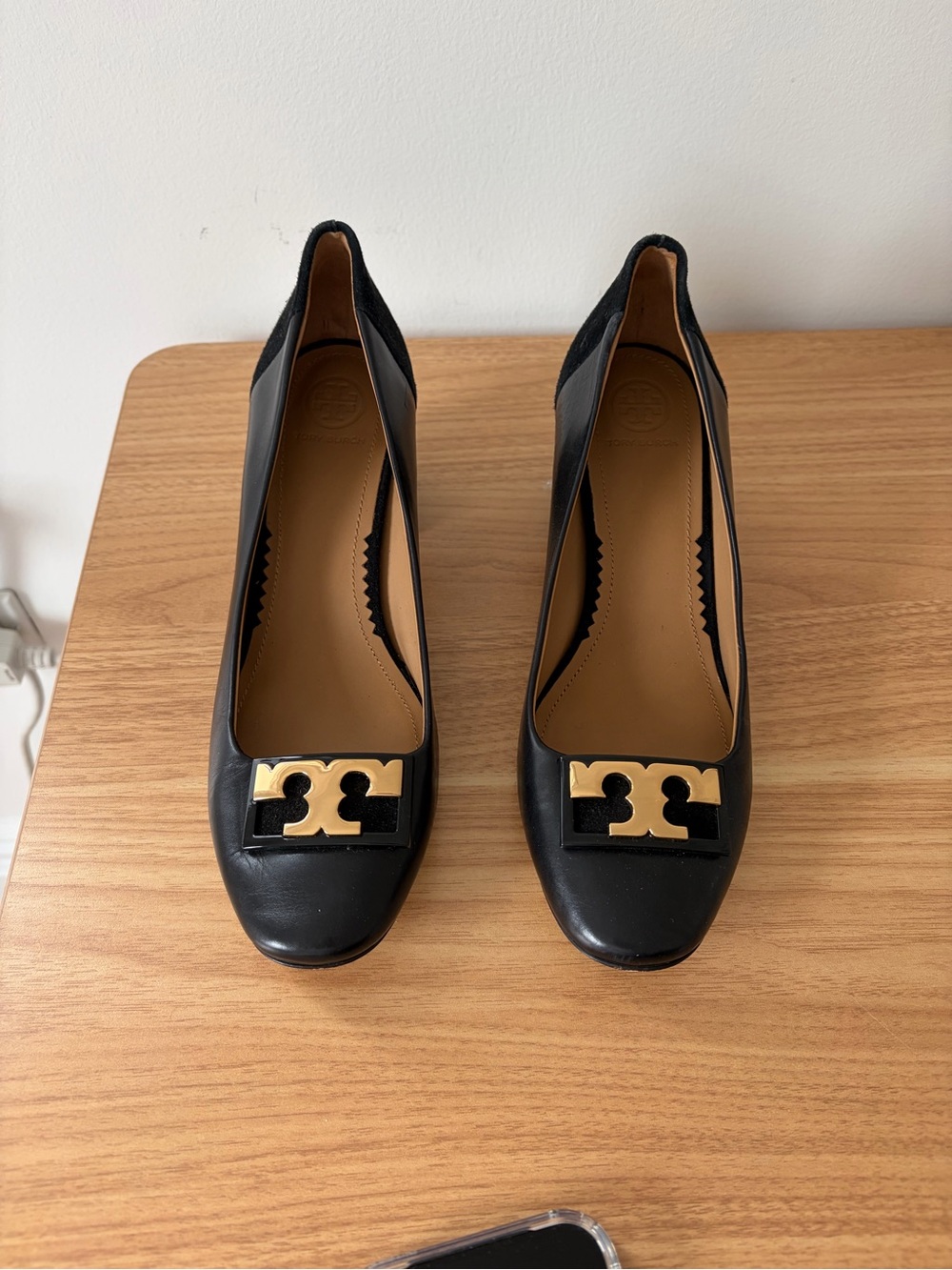 Tory Burch Black Leather Pumps with Gold Logo